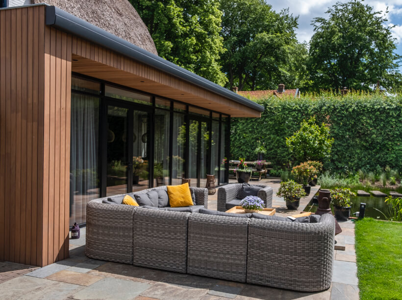 SunCircle zonwering Barneveld zonnescherm kastprofiel terrasscherm knikarmscherm