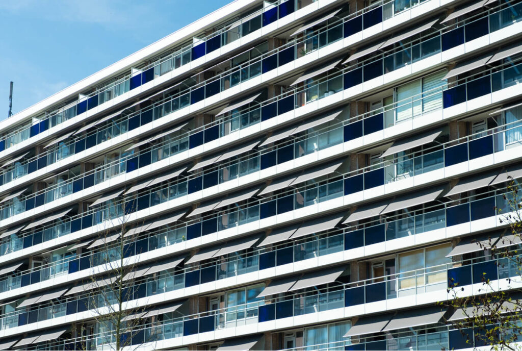 Uitvalscherm zonwering flat 60