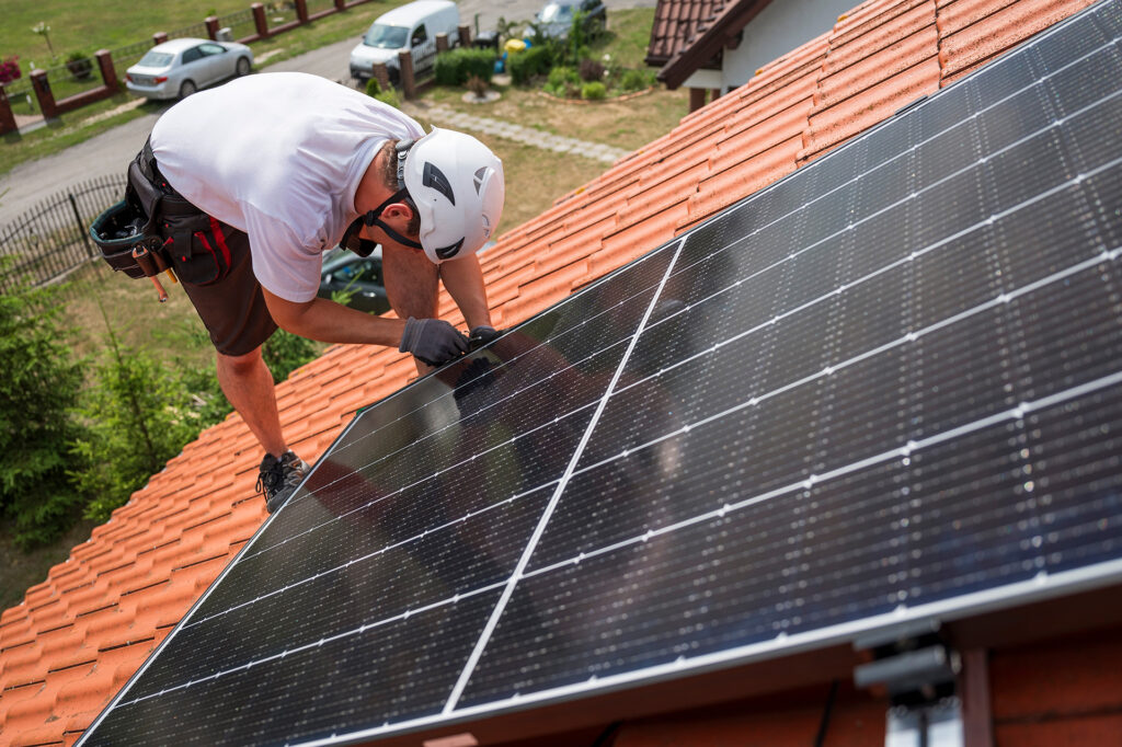Monteur zonnepanelen